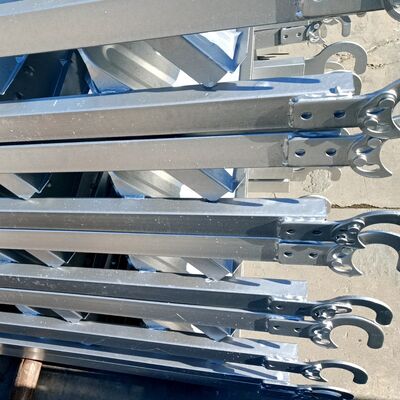 Sturdy Scaffolding Climbing Platforms With 30cm Step Height And 50cm Step Width